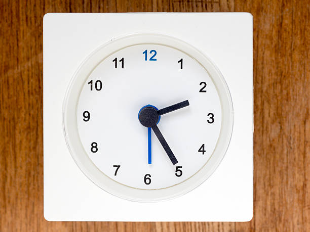 istock The second series of the sequence of time, 20/96 625384044