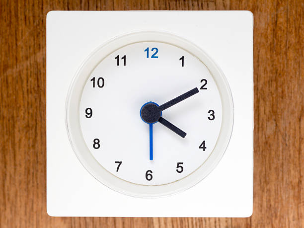 istock The second series of the sequence of time, 34/96 625394454
