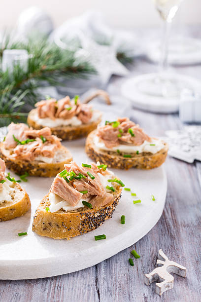 istock Slices of baguette with fresh tuna 625456752
