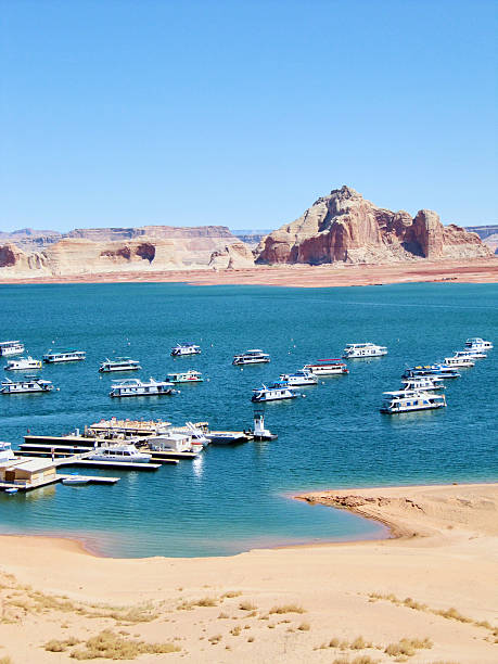 The Lake Powell with typical houseboats.