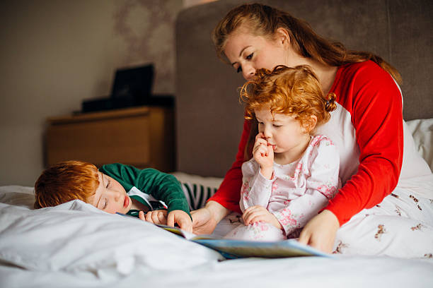 istock Morning Stories With Mum 625503404