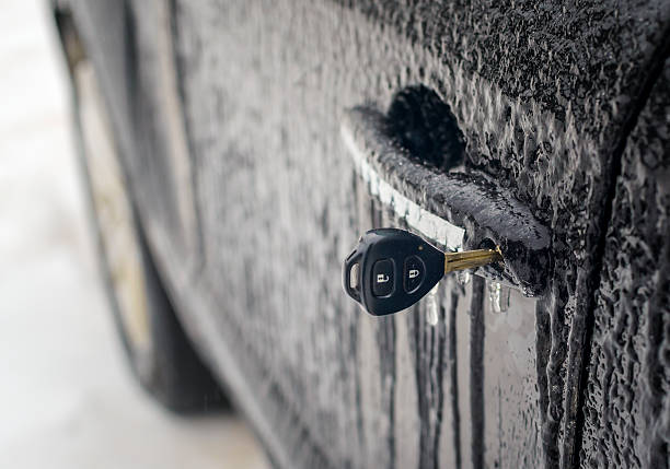 istock car door opener key 625650502