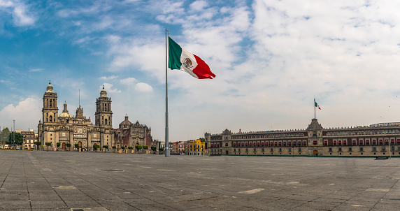 Vista panorámica del Zócalo y la Catedral - Ciudad de México, México photo