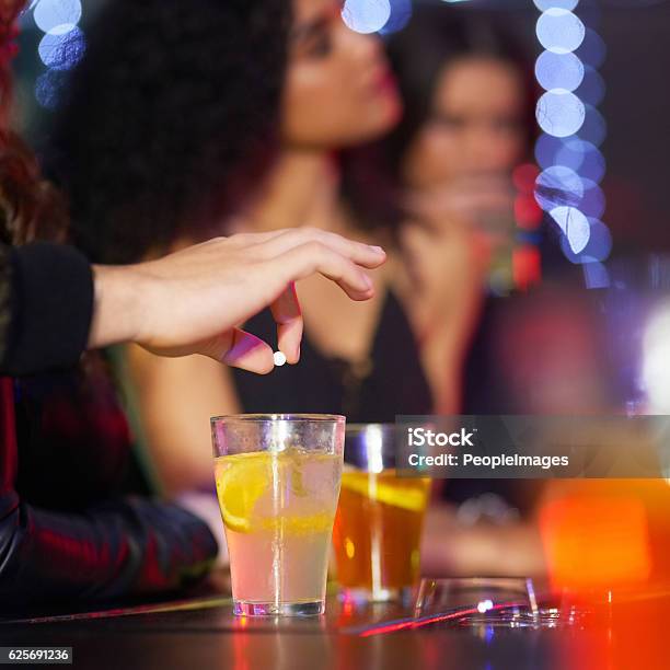 Never Leave Your Drink Alone-foton och fler bilder på Dryck - Dryck, Dricka, Alkohol