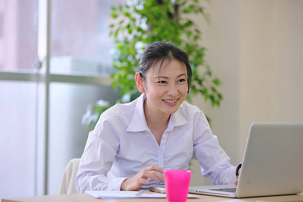 istock Japanese business female leader's conference 625726904