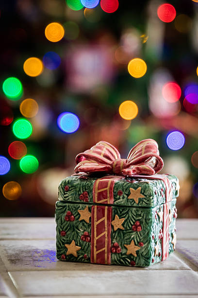 istock Vertical Christmas porcelain gift box 625779998