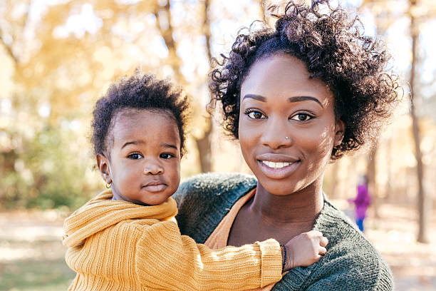 Happy Mothers Days Close up portrait of mother and baby mom and baby eye contact stock pictures, royalty-free photos & images