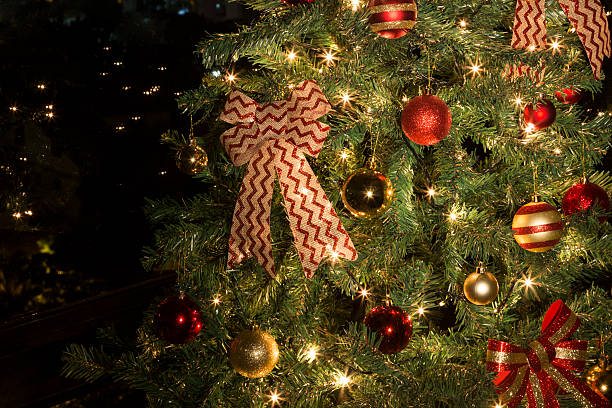 istock Christmas in the city 625799512