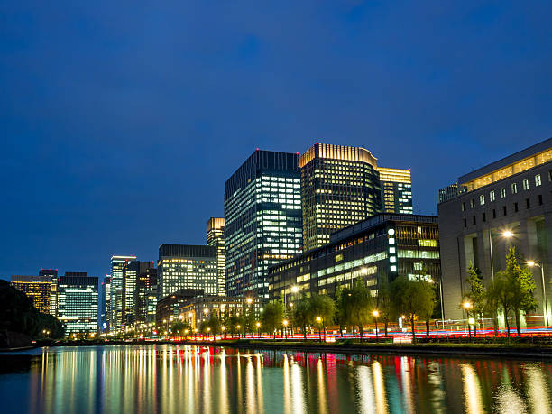istock Tokyo Marunouchi buildings at night 625811490