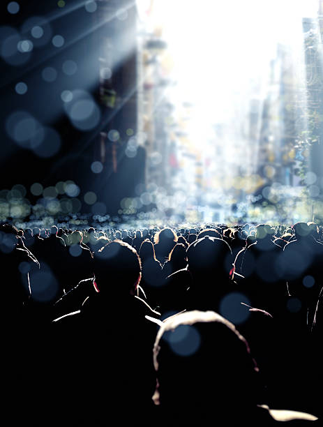istock people in city 625813278