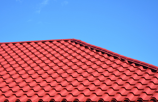 Aged flaked clay roof tiles, texture