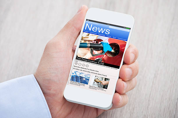 istock Person Hands With Mobile Phone Showing News 625881122