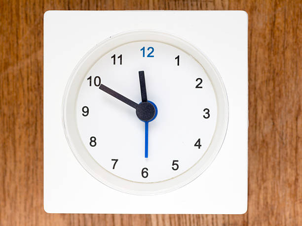 istock The second series of the sequence of time, 95/96 625890122