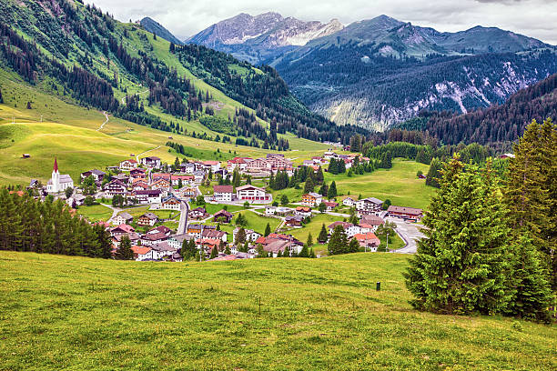 istock Amazing alpine scenery from Berwang, Austria 625895054