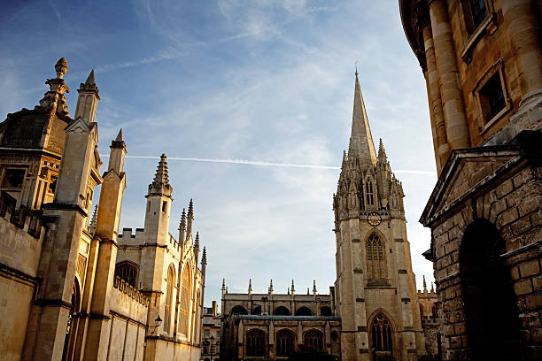 Oxford's landmarks University Church of St Mary the Virgin, Radcliffe Camera and All Souls College, Oxford University, Oxford, UK bodleian library stock pictures, royalty-free photos & images