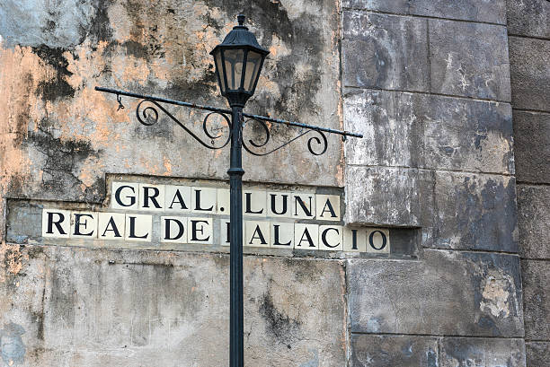 istock Gral Luna Real de Palacio, Manila 625954752