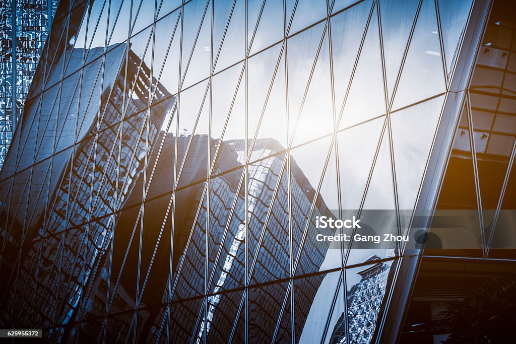 reflexo de construção de vidro moderno - Foto de stock de Setor de construção royalty-free