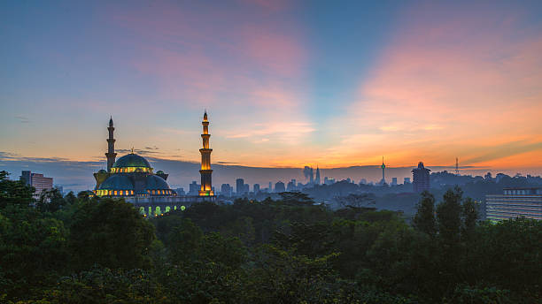 istock Majestic Blue Hour sunrise at Kuala Lumpur Mosque 625989924