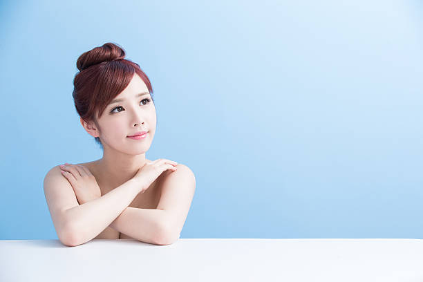 istock beauty woman look somewhere 626003712