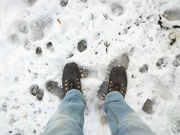 istock Feet in the snow. 626046368