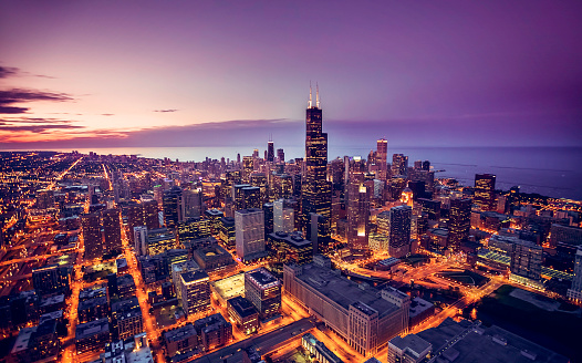 Chicago skyline vista aérea al atardecer  photo
