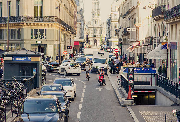 istock Paris 9th Arrondissement street scene 626074716