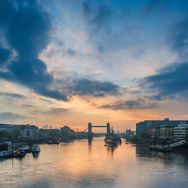 istock Beautiful Autumn Fall sunrise over River Thames and Tower Bridge 626095616