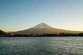 夕暮れの夕暮れ時の富士山