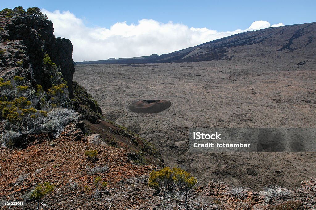 レユニオン島のピトンデラフルネーズ火山 Horizonのストックフォトや画像を多数ご用意 Horizon, ハイキング, ピトン