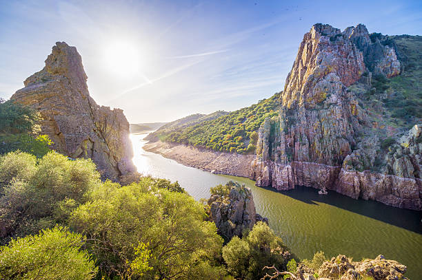 parque nacional monfrague - caceres fotografías e imágenes de stock