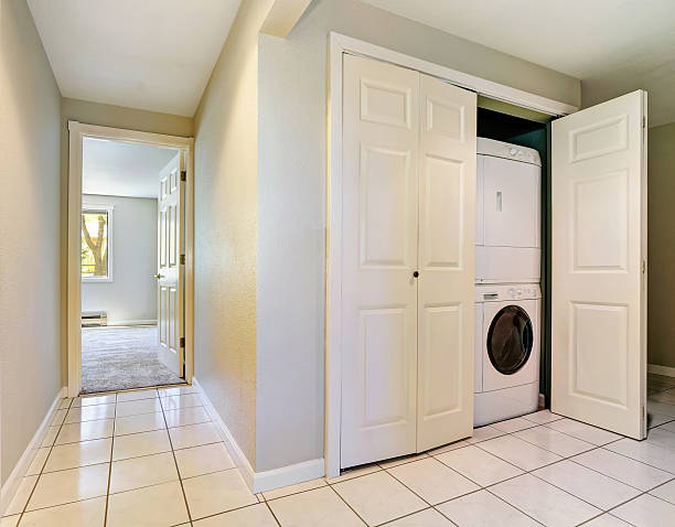 istock Hallway interior with built-in laundry appliances 626501618