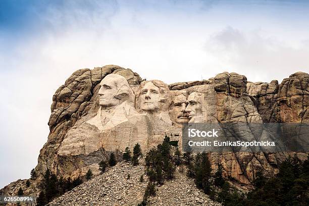 Mount Rushmore National Memorial Park In South Dakota Usa Scul Stock Photo - Download Image Now