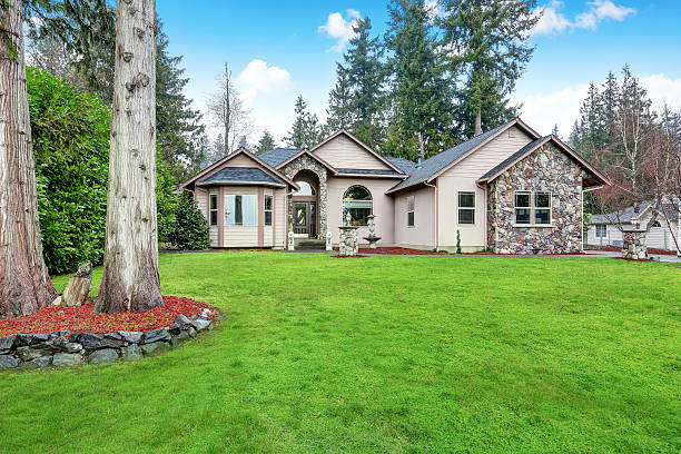 istock Spectacular View home with stone decor 626511172
