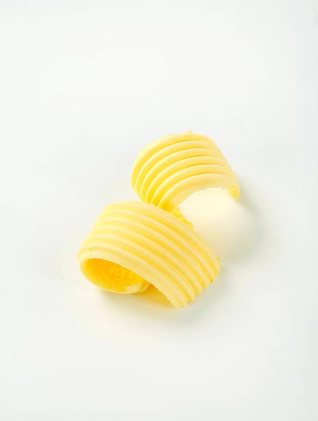 istock Curl of fresh butter 626513922