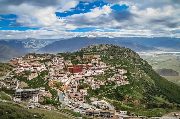 istock Gyantse Monastery near Lhasa 626538362