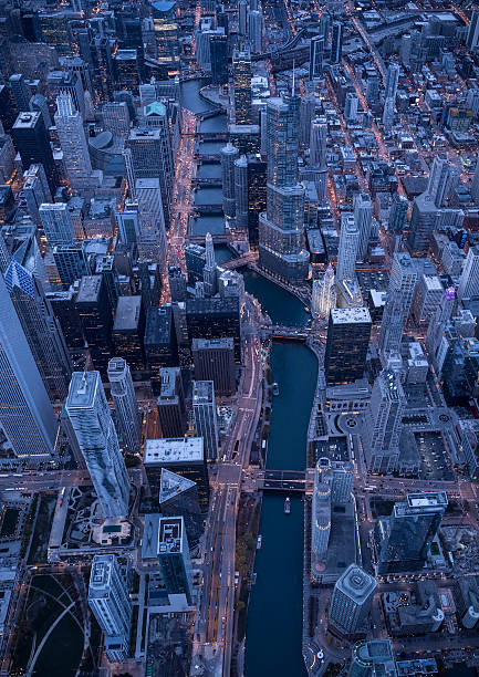 istock Beautiful cityscape of Chicago 626564330