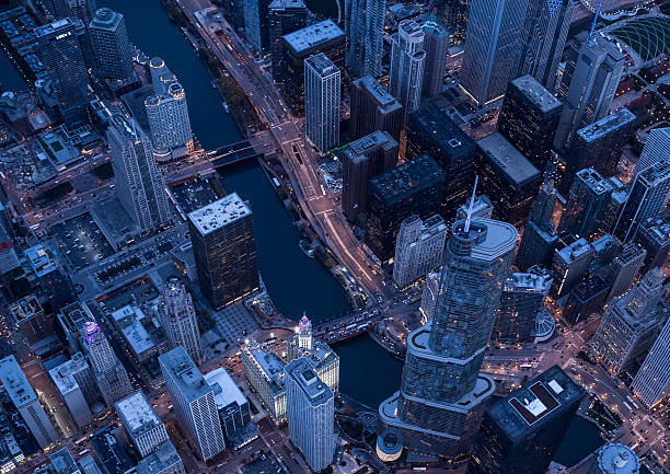 istock Beautiful scenery of Chicago in the evening 626564440