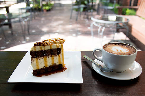 istock Banoffee pie cakes with coffee latte art 626620084