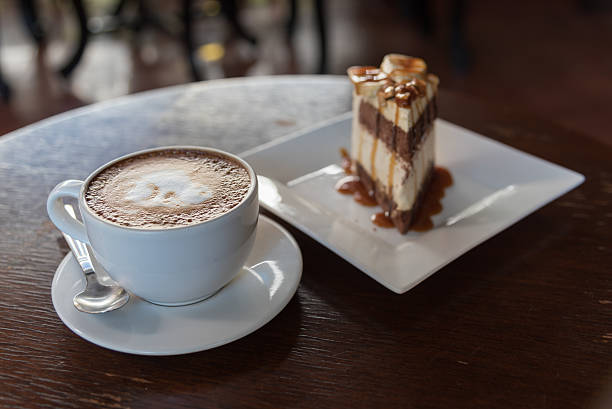 istock Banoffee pie cakes with coffee latte art 626620340