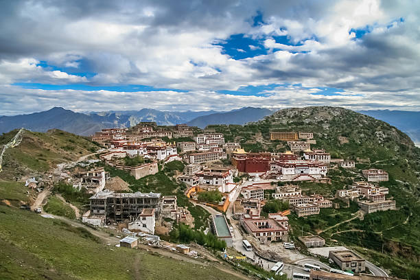 istock Gyantse Monastery near Lhasa 626658236