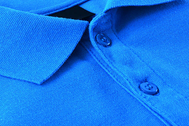 camiseta polo azul. - shirt close up white button - fotografias e filmes do acervo