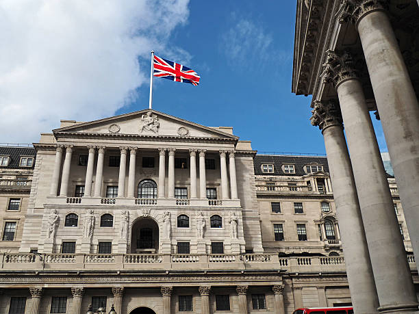 Bank of England Headquarters of the Bank of England in London, the UK government's bank that prints money bank of england stock pictures, royalty-free photos & images