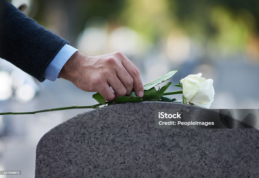 Rindiendo sus respetos... - Foto de stock de Funeral libre de derechos