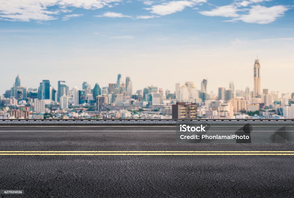 roadside with cityscape background 3d rendering roadside with cityscape background Side View Stock Photo