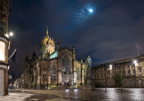 istock St Giles Cathedral on a full moon night 627079258