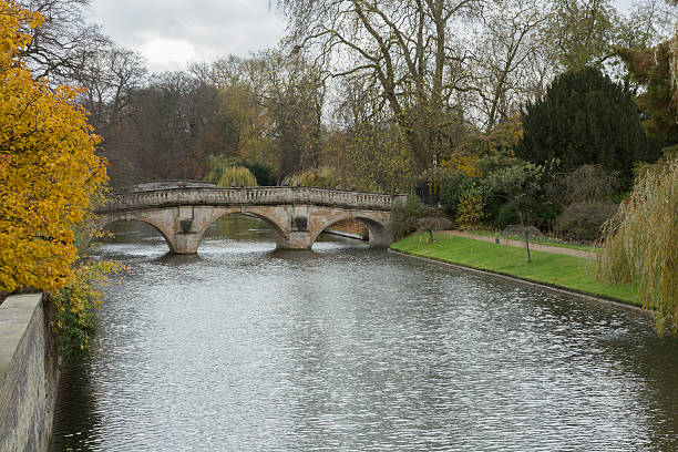 istock Cambridge street and river scene in autumn 627090284