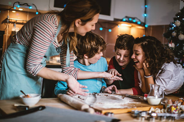 istock Let's make cookies for Christmas 627148454