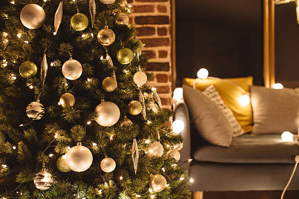 istock Christmas spirit in the house 627198424