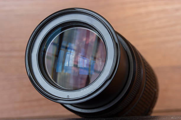 istock zoom lens of the reflex camera 627199098