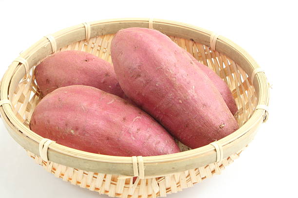 istock Sweet potato, 4 pieces 627202804